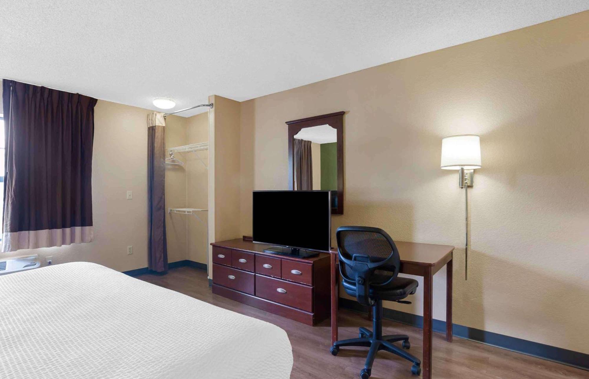 Extended Stay America Suites - Meadowlands - East Rutherford Eksteriør billede